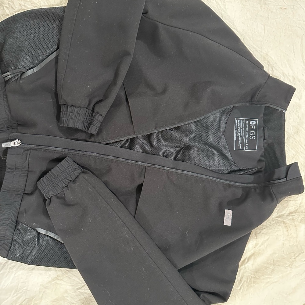 FIGS Jacket